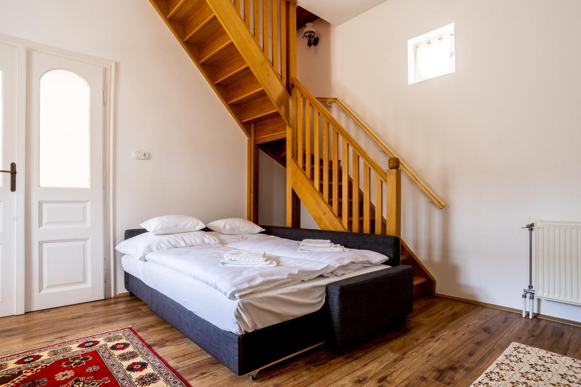 Vaj Bisztro Es Vendeghaz Apartment Palkonya